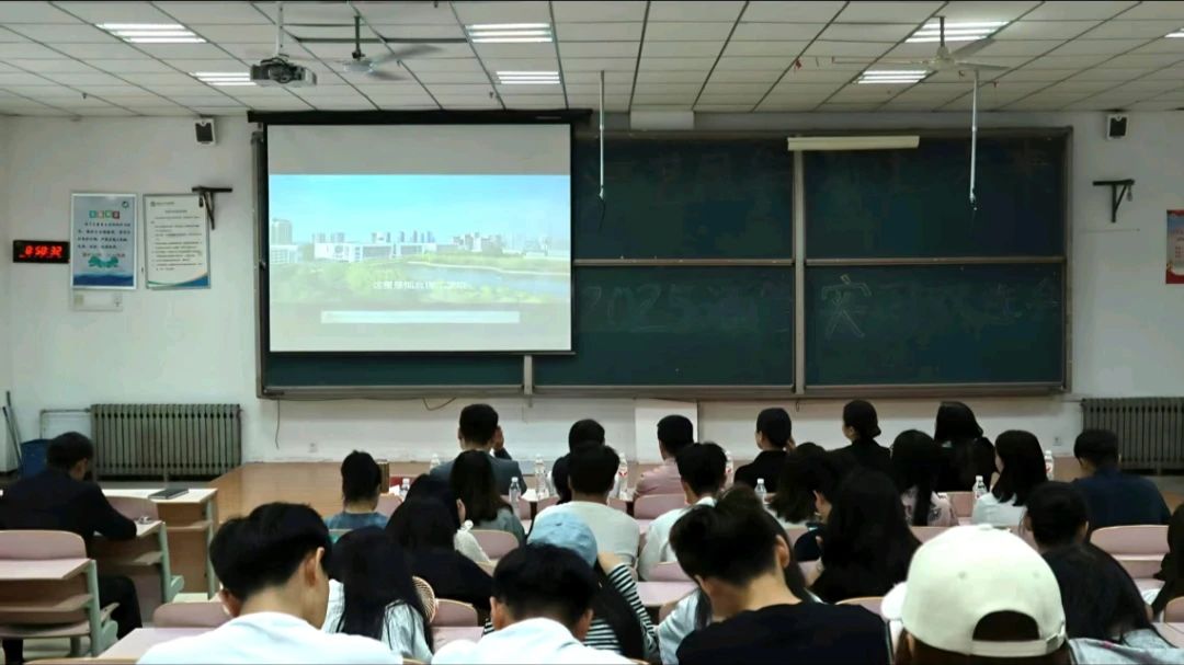 “酒”艺凝华展风采 “职”达未来启新程 2025酒店管理专业实习双选会成功举办 - 烟理论坛